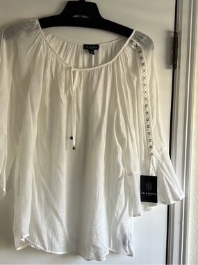 I.N. Studio White Peasant Tunic with Eyelet Trim